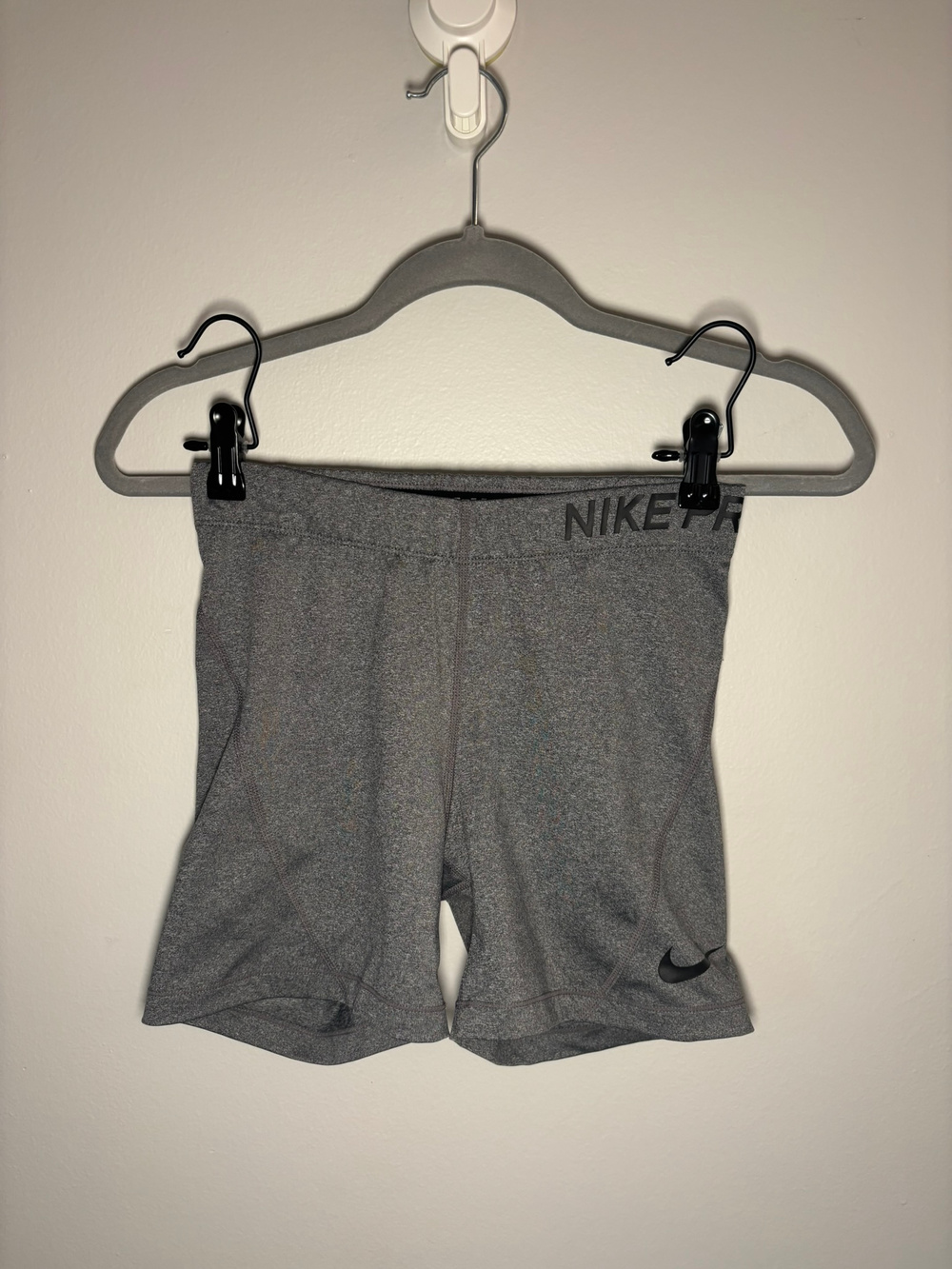 Nike Pro Dri-Fit Gray Compression Shorts Size M